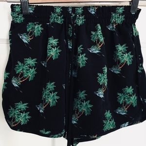 TROPICAL SHORTS
